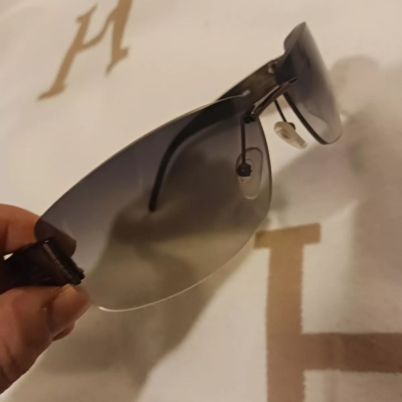 Burberry sunglasses women